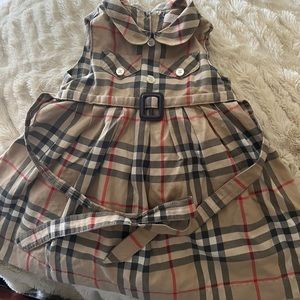 Burberry designer classic vintage dress